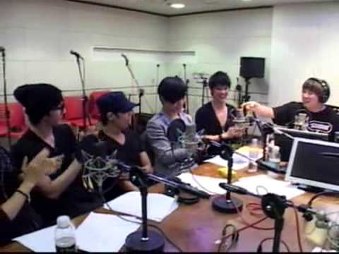 110721 DJ Gyuri Shimshimtapa (Guest: MBLAQ, Girl's Day) [8/9]