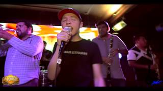 Adriel Favela ft Jonatan Sanchez - Mis Gustos Mis Placeres