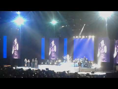 Laura Pausini à Forest National à Bruxelles le 16 octobre 2016 (Belgique)