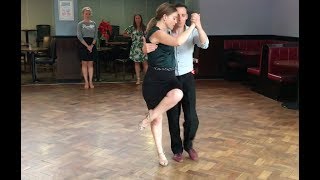 De Angelis + Godoy // Entre Tu Amor y mi Amor - Pablo Rodriguez & Anne Bertreau