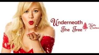 Kelly Clarkson - Underneath The Tree - Lyrics