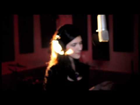 Christina Perri - Jar of Hearts (Cover by Sara Niemietz)
