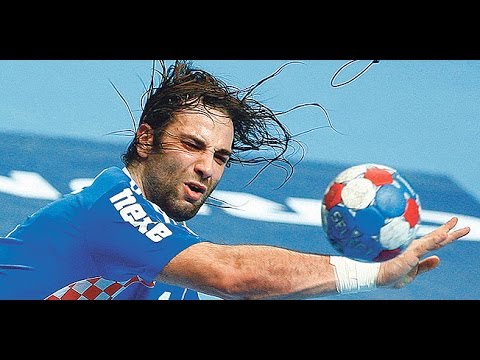 Top 15 plays ● Ivano Balic