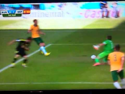 David Villa amazing backheel goal v Australia