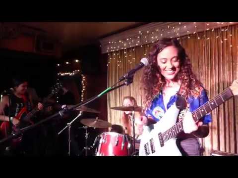 Pearl Earl [Complete Set] - (SXSW 2019) HD