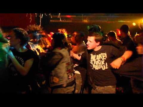 gewapend beton: alles in de fik (aalst omploft)