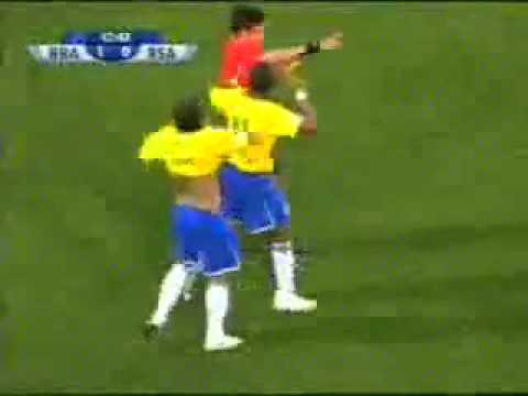 Gol de Falta de Daniel Alves contra a Africa do Sul