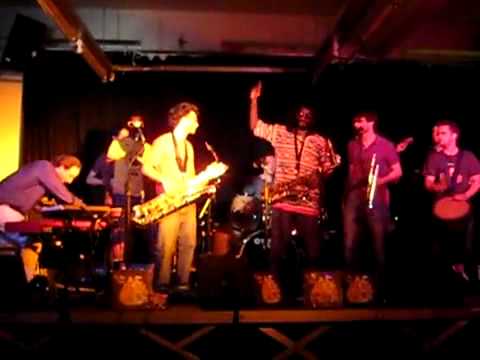 CHRISTOFOLLY 2 CONCERT AFRO BEAT ROLLING-2011