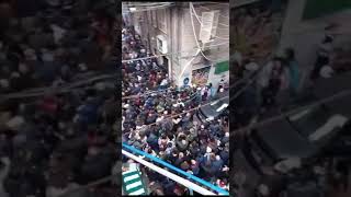 napoli-scudetto-folla-incredibile-ai-quartieri-per-il-murale-di-maradona