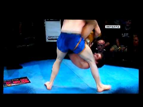 Joe fight in dublin cage contender 07-2011