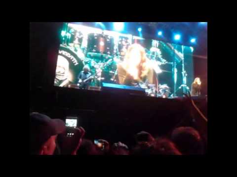 Black Sabbath - N.I.B. FROM THE CROWD ! (ARGENTINA 6/10/2013)