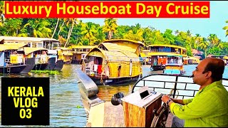 Luxury Houseboat Cruise – Alleppey Backwaters & Vembanad Lake 🚤✨