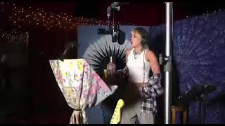 Miley for Gucci covering &#39;Delicious&#39; by Shampoo #mileycyrus