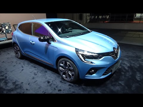 2022 Renault Captur Initiale Paris E-Tech Hybrid 160 - Exterior and Interior - Automobile Barcelona