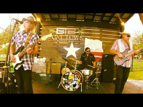 Howlin' Waters Band - "Lil' Red Rooster" (Live @ Llano River, Boat Town)