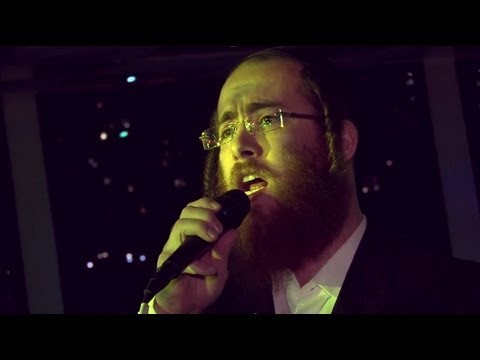 Cantor Ushi Blumenberg & Yedidim Choir Sing "U'vashofar"