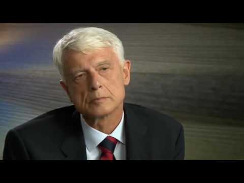 Dr.Angela Merkel Rap Battle