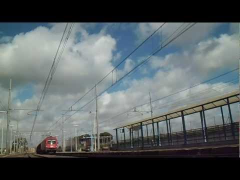 E190.003 Taurus rossa di OBB sul MRS 55321 in transito a Torricola