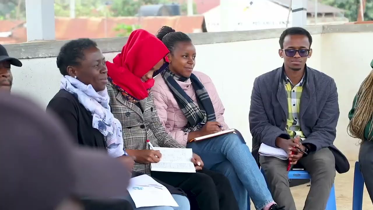 Youth strategies from informal settlements: voices from Muungano wa Wanavijiji in Kenya