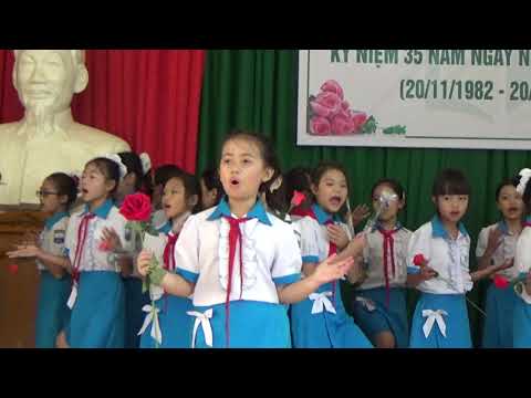 Những bông hoa những bài ca - Tốp ca