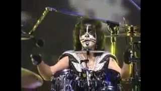 KISS - Peter Criss Drum Solo Live 1998