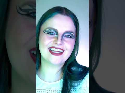 Mein Herz schlägt schneller wenn… #matrix #vibes #makeup #dance #party #glam #goodvibes #shorts #fyp