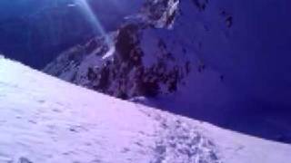 preview picture of video 'Ski de rando - close to Pts Perrons / Les Marecottes with Daniel and Max'