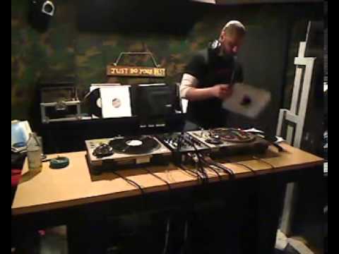 Gramaphone Sessions: Michael Serafini - RTS.FM.230111