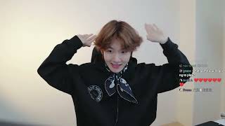 Download lagu [SUB] 250415 엑소 백현 EXO BAEKHYUN LIVE:  에리들과 백현이공간 Part 1 mp3