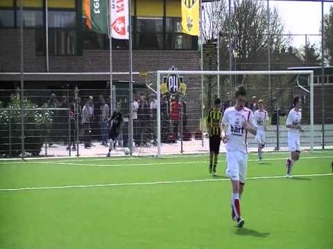 PH Almelo vs RJO sc Heerenveen FC Emment 2011-04-09.WMV