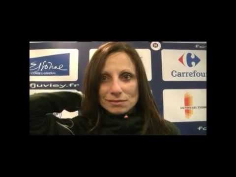 Sarah M'Barek ("entraîneure" E.A. Guingamp) interviewée par Christian Estevez le 21/03/15 Bondoufle.