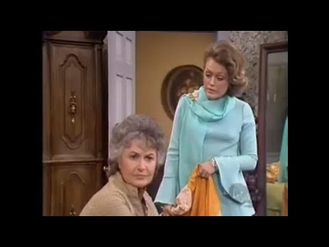 Episode 28 - Maude's Facelift Part 1