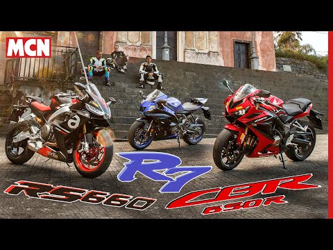 2022 Mittelgewichts-Sportbike-Shootout | Aprilia RS660 vs. Yamaha R7 vs. Honda CBR650R Rennstreck...