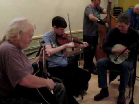 Chicago Barn Dance: Roger and the Codgers play 