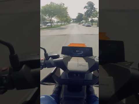 Thumbnail for 🏍️BMW CE 04 - 0-100 km/h - Elektrikli Scooter -  #motorluflanor #bmwce04 #elektrikliscooter by BMW