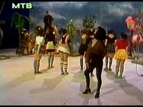 Risto Bombata i Kuceska tenija - Umnite devojki - Video clip HQ