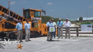 preview picture of video 'August 10, 2010 - 40ft Sand Shark in Orange Beach Today'