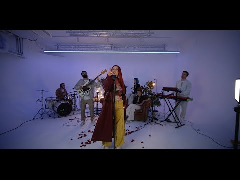 LIA KALI - VENENO (Live version)