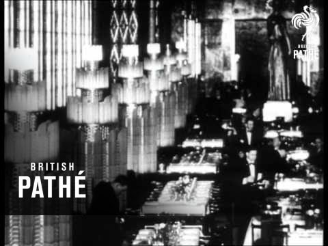 Le Premier Voyage Du Paqueboat "Normandie" Aka 'normandie' Arrives In New York (1935)