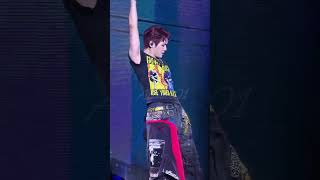 Download lagu TAEYONG - RUN AWAY [FANCAM] TAEYONG TY TRACK REMASTERED 080226 JAKARTA mp3