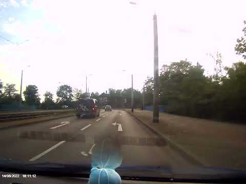 Spurwechsel geht fast schief #dashcam #toterwinkel #unfall