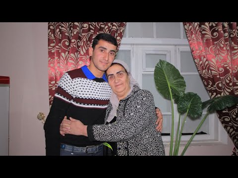 Nasiba ona Tavallud ayyomingiz muborak bo'lsin sizni Flowers jamoasi tabriklaydi