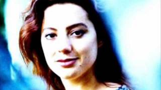 Sarah McLachlan- Mercy (early live version)