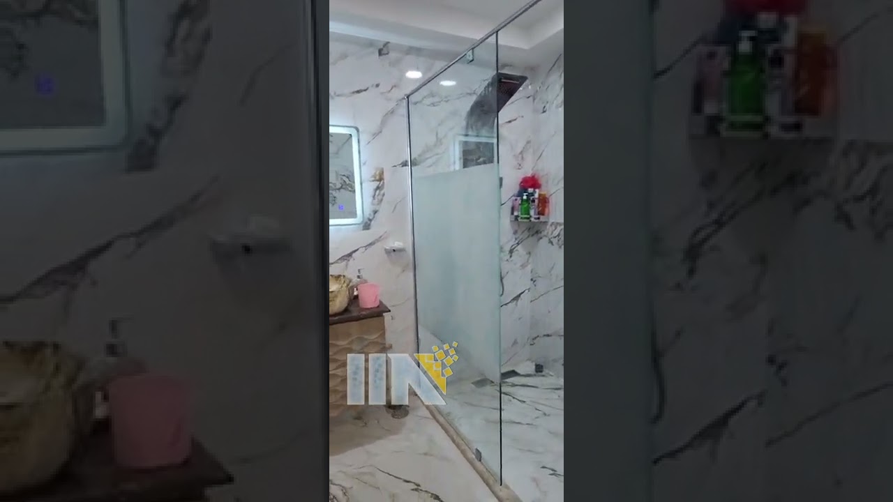 Séparation de douche en verre trempé ... 👍#décoration #aluminium #porte #vitrine #magazine #maisson