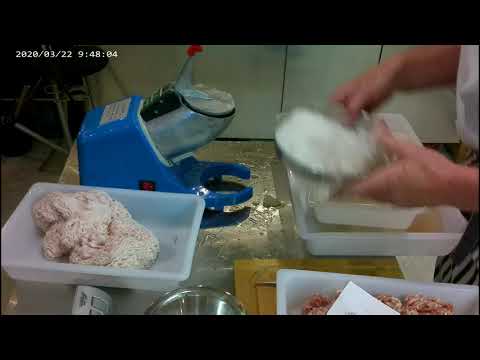 Grill and pepper sausage