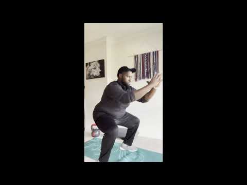 Showoff Training - Bodyweight Squats - Demo BTS