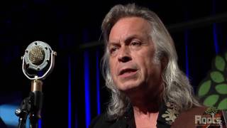 Jim Lauderdale & John Oates "We Don't Love Enough"
