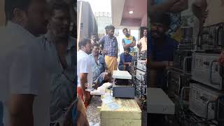 Download lagu பட்டாசு அண்ணன் இயக்கத்தில் வெளிவந்த பாடல் அண்ணாச்சி வேட்டி கட்டும் பாடல் ராஜன் ரேடியோஸ் 💪 mp3