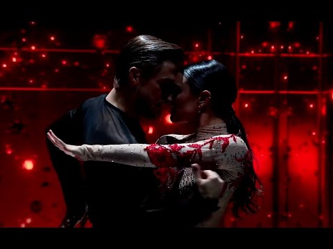 Derek Hough & Hayley Erbert - Paso Doble -- Programa Dancing with the Stars - 2020