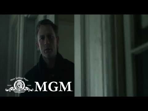 The Girl with the Dragon Tattoo - Official Trailer